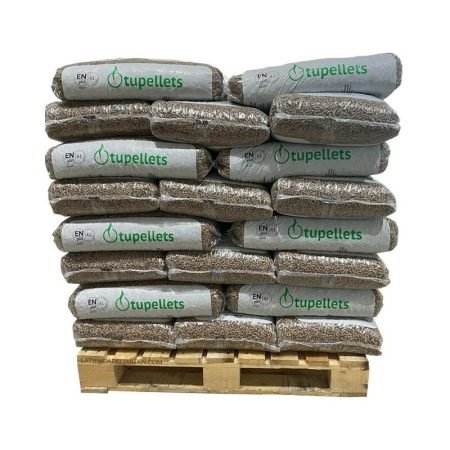 300 Kg 100% naturholzpellets zum heizen. 20 Säcke zu 15 Kg